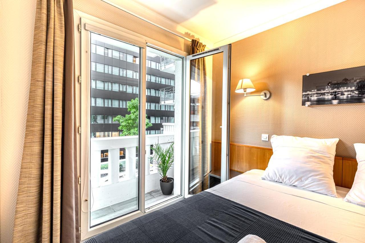 Paris Expo Apart Hotel - Porte De Versailles - 2R & Parking Issy-les-Moulineaux Bagian luar foto